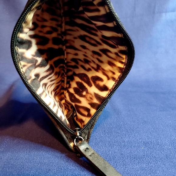 Wallet - Picture 3 of 3